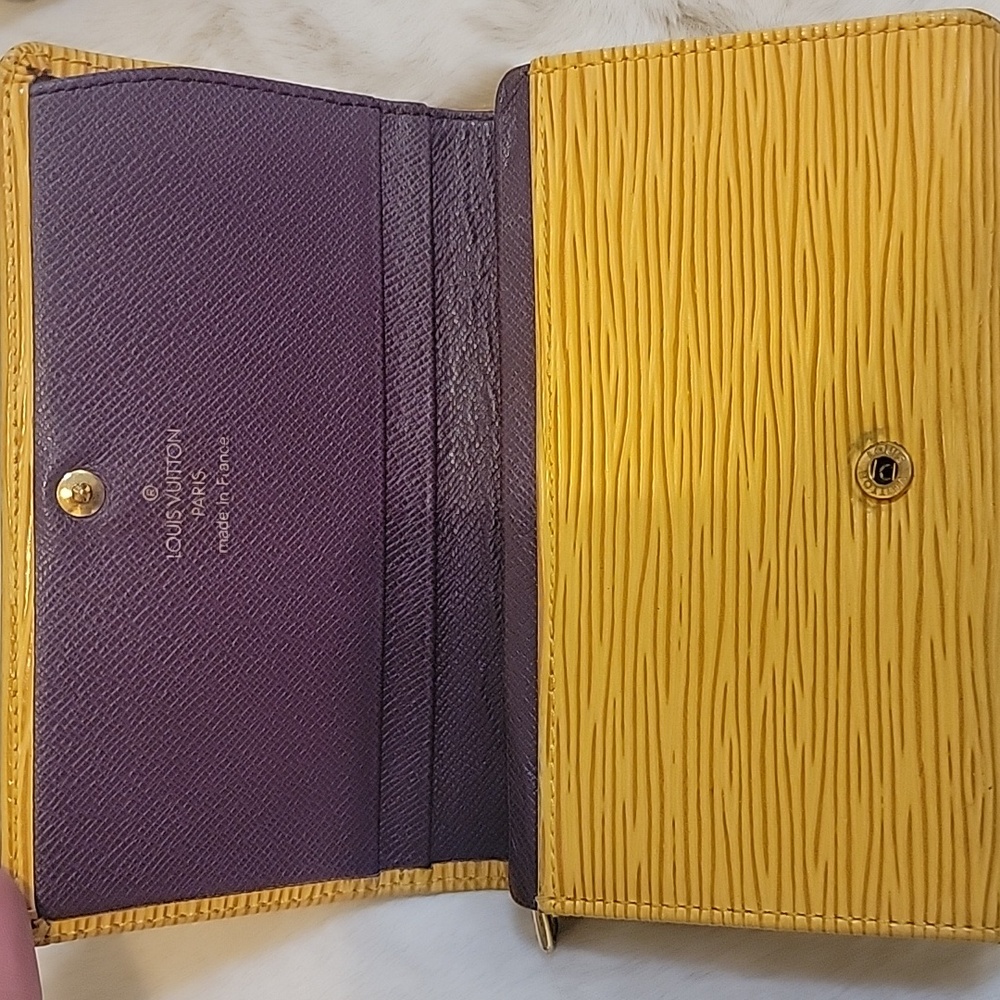 Louis Vuitton Mustard Yellow EPI Half Wallet - Picture 2 of 8
